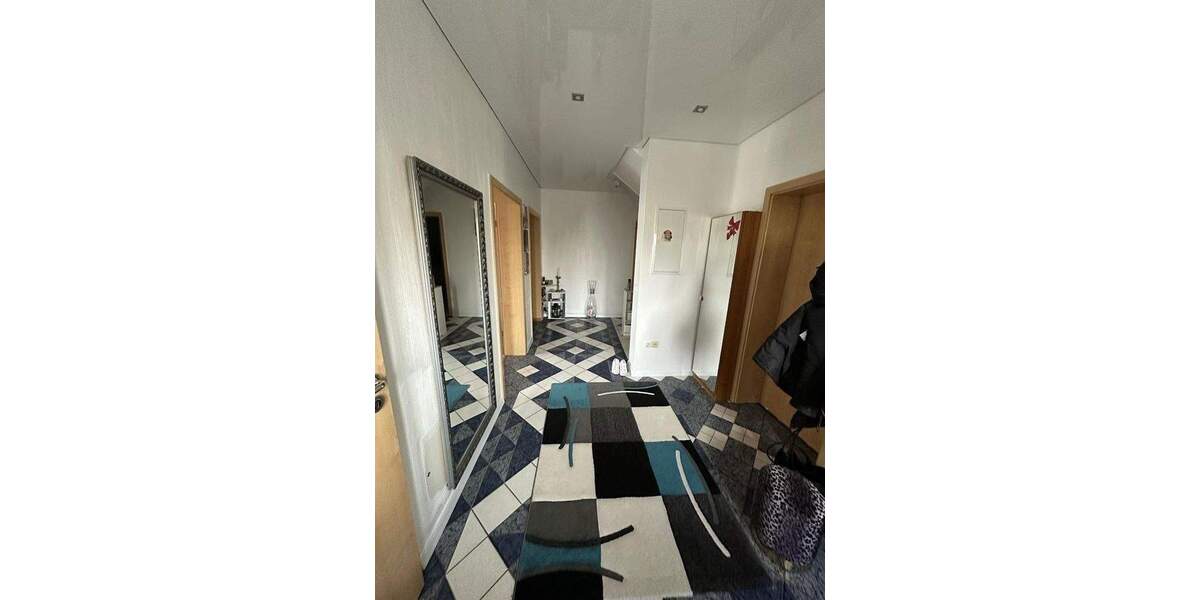 Einfamilienhaus Kitzingen - 7 Zimmer, 287 m&sup2;, 719.000&euro; | Angebot:25987663