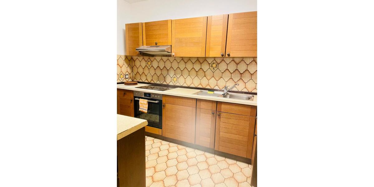 Etagenwohnung Eußenheim - 4 Zimmer, 100 m&sup2;, 1.300&euro; | Angebot:27596876