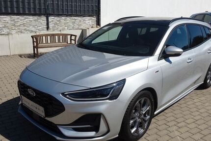 Ford Focus 11.673 km 22.990 &euro; Tauberbischofsheim 97941