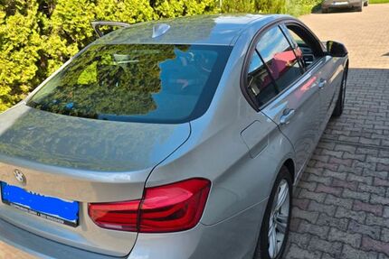 BMW 318 80.000 km 18.500 € Albertshofen 97320