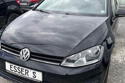VW Golf 158.360 km 8.200 € Tauberbischofsheim 97941