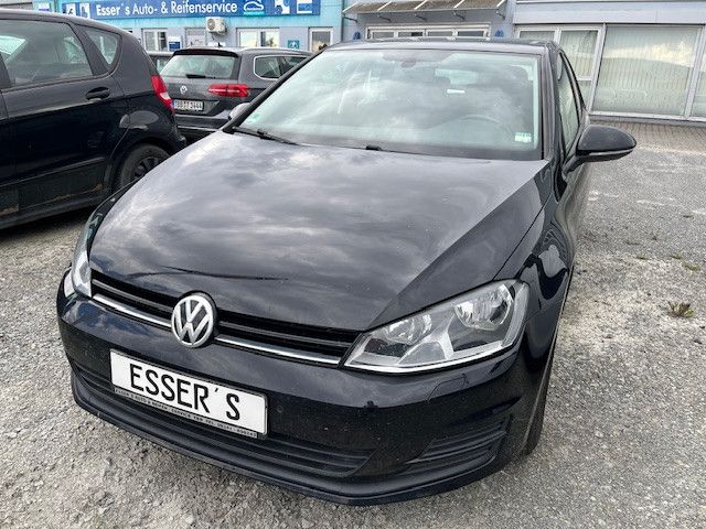 VW Golf 158.360 km 8.200 € Tauberbischofsheim 97941