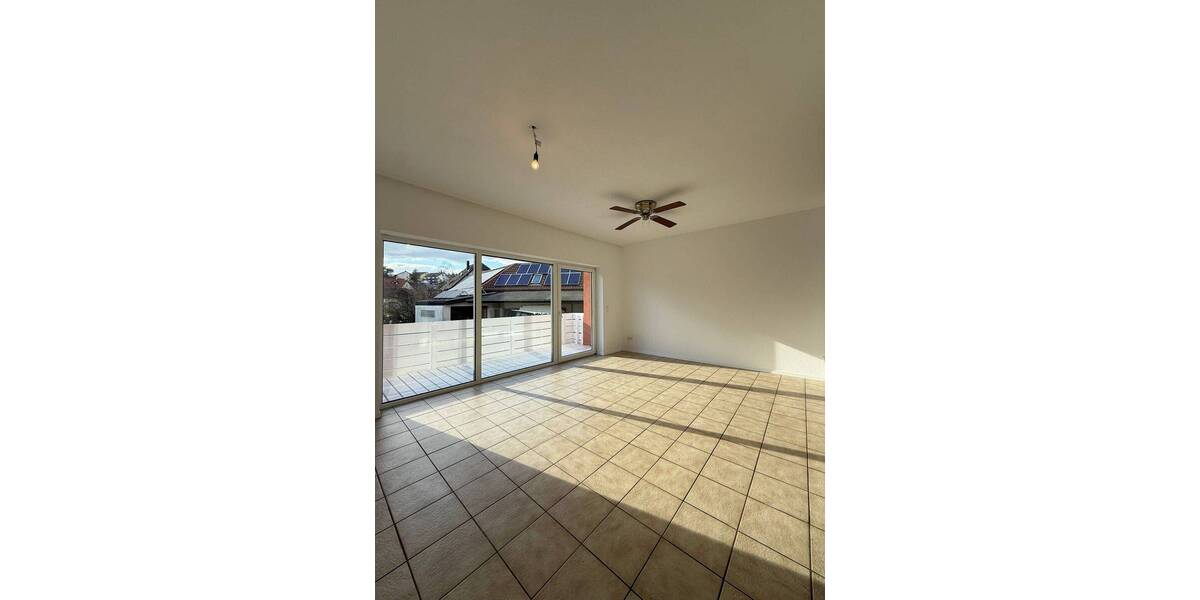 Reihenendhaus Würzburg Oberdürrbach - 6 Zimmer, 172 m&sup2;, 590.000&euro; | Angebot:25984304