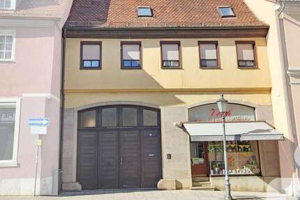 Haus zum Kaufen in Kitzingen 290.000 € 200 m² 6 zimmer