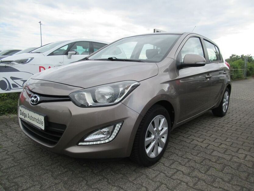 i20