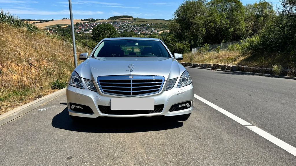 Mercedes-Benz E 350 180.000 km 11.000 &euro; Tauberbischofsheim 97941