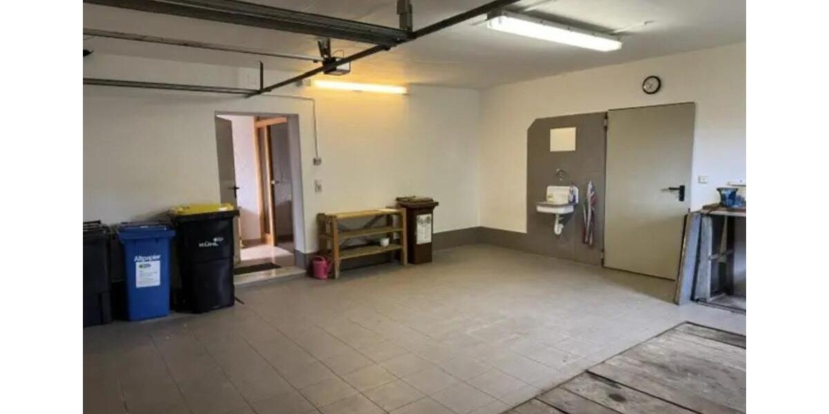 Einfamilienhaus Grünsfeld - 8 Zimmer, 266 m&sup2;, 550.000&euro; | Angebot:24693647