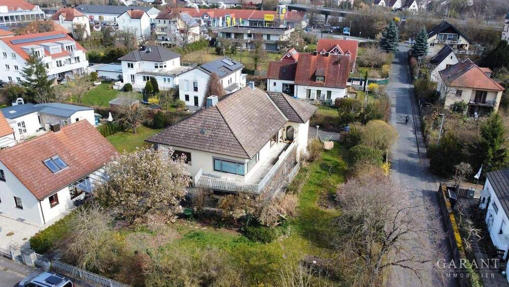 Mehrfamilienhaus, Wohnhaus Karlstadt - 8 Zimmer, 297 m&sup2;, 650.000&euro; | Angebot:25896227