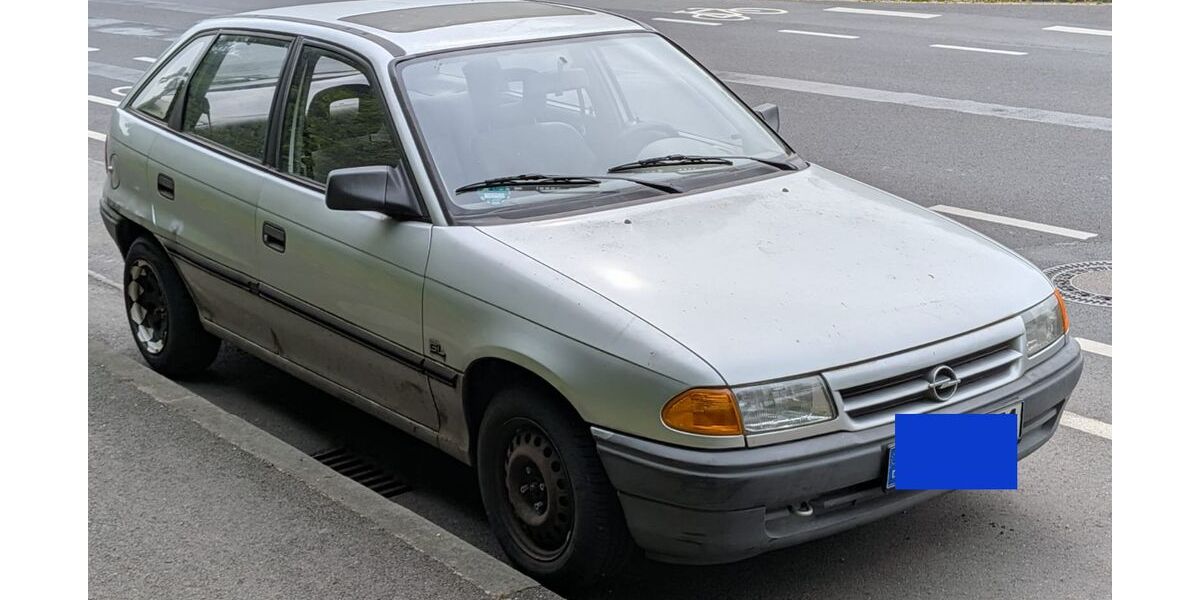 Opel Astra 97.000 km 999 &euro; Höchberg 97204