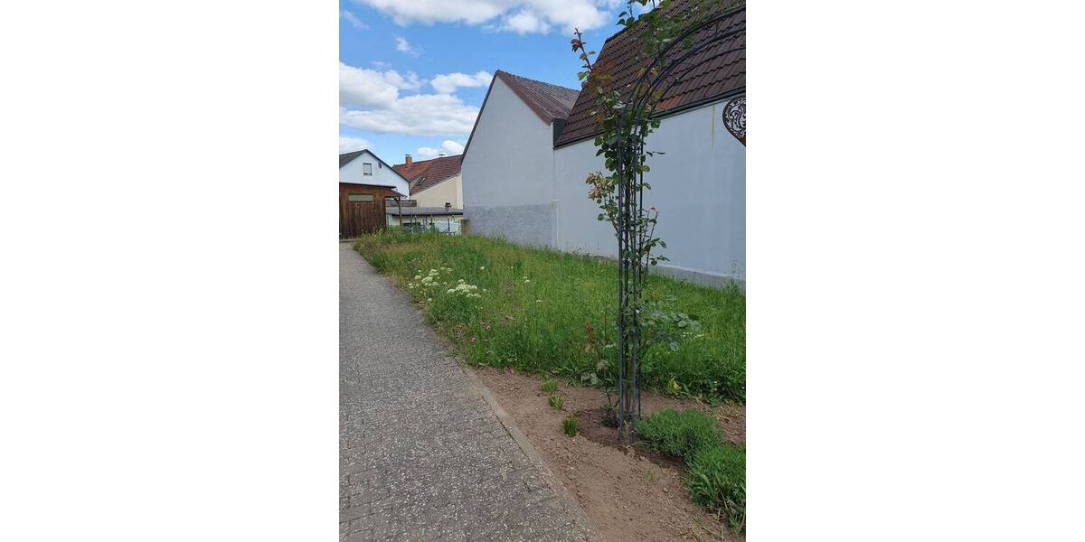 Mehrfamilienhaus, Wohnhaus Leinach - 7 Zimmer, 179 m&sup2;, 399.000&euro; | Angebot:24822289