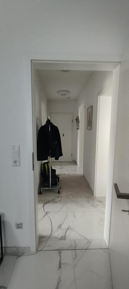Sanierte 3-Zimmer-Wohnung in zentraler Lage von Ochsenfurt zimmer