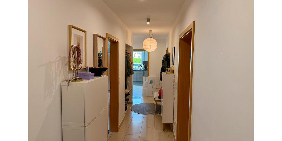 Erdgeschoßwohnung Gerbrunn - 4 Zimmer, 136 m&sup2;, 1.450&euro; | Angebot:26566782
