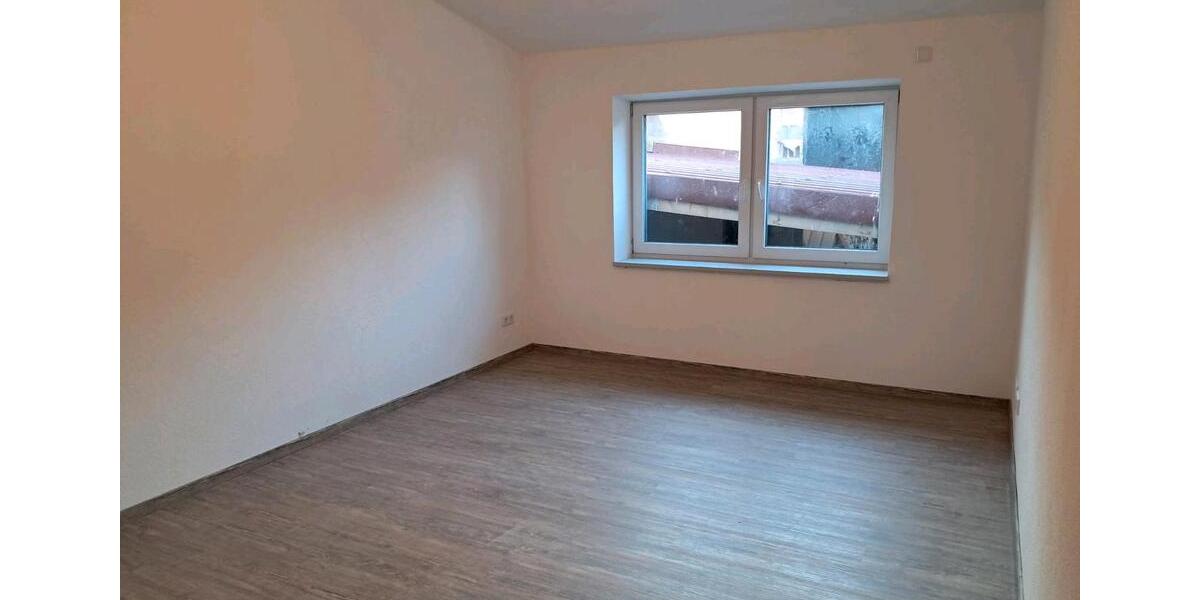 4-Zi Wohnung günstig zu vermieten nahe Würzburg-Ochsenfurt 4 zimmer