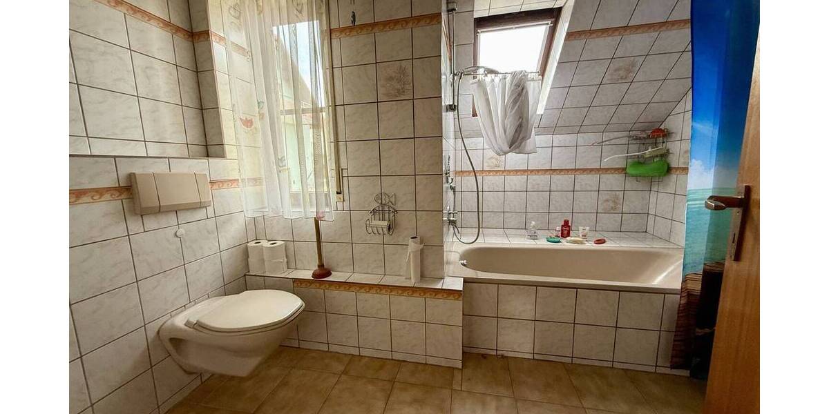 Reihenmittelhaus Erlabrunn - 4 Zimmer, 130 m&sup2;, 470.000&euro; | Angebot:26499088