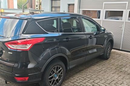 Ford Kuga 160.000 km 9.999 &euro; Esselbach 97839
