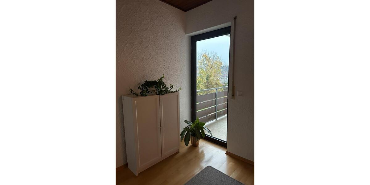 Doppelhaushälfte Ochsenfurt - 5 Zimmer, 150 m&sup2;, 1.500&euro; | Angebot:27617128