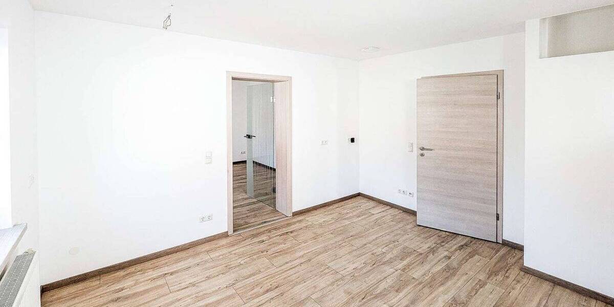 Einfamilienhaus Waldbüttelbrunn - 3 Zimmer, 72 m&sup2;, 880&euro; | Angebot:26596740
