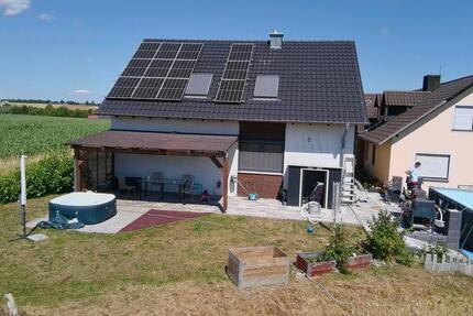 Haus Prichsenstadt - 3 Zimmer, 135 m&sup2;, 500.000&euro; | Angebot:26835407