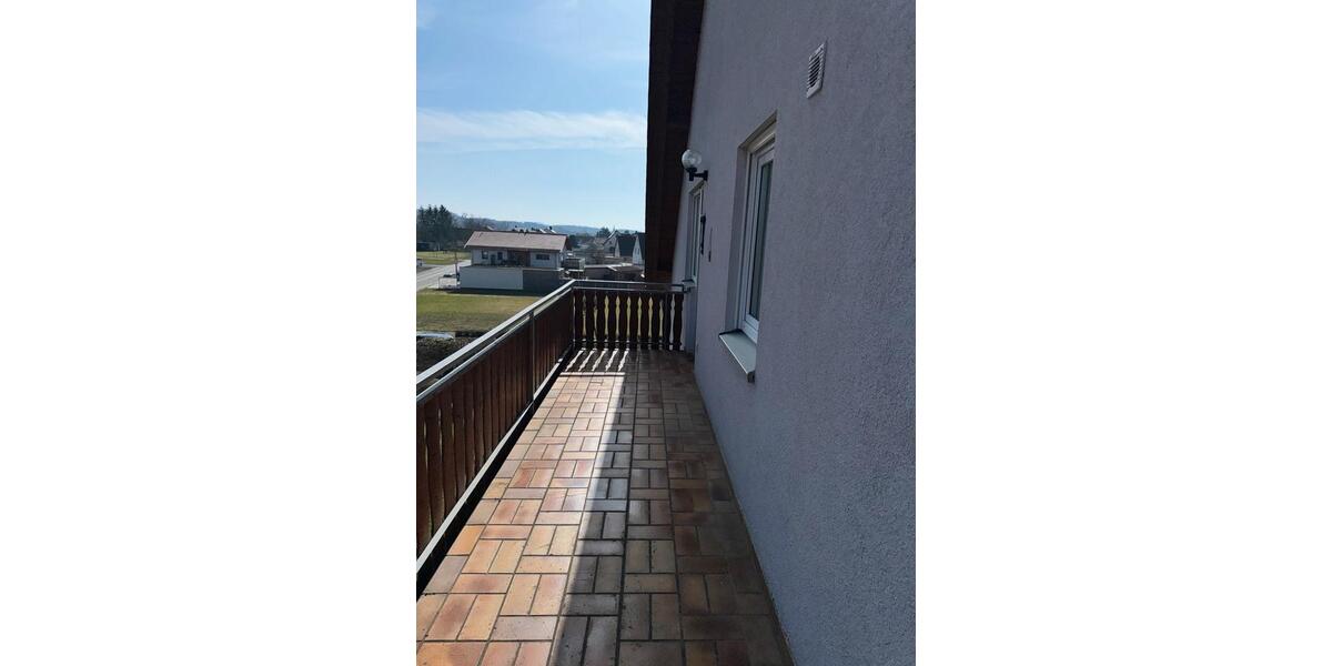 Etagenwohnung Röthlein - 3 Zimmer, 74 m&sup2;, 695&euro; | Angebot:25395590