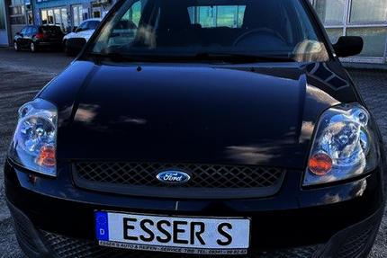 Ford Fiesta 110.136 km 2.900 &euro; Tauberbischofsheim 97941