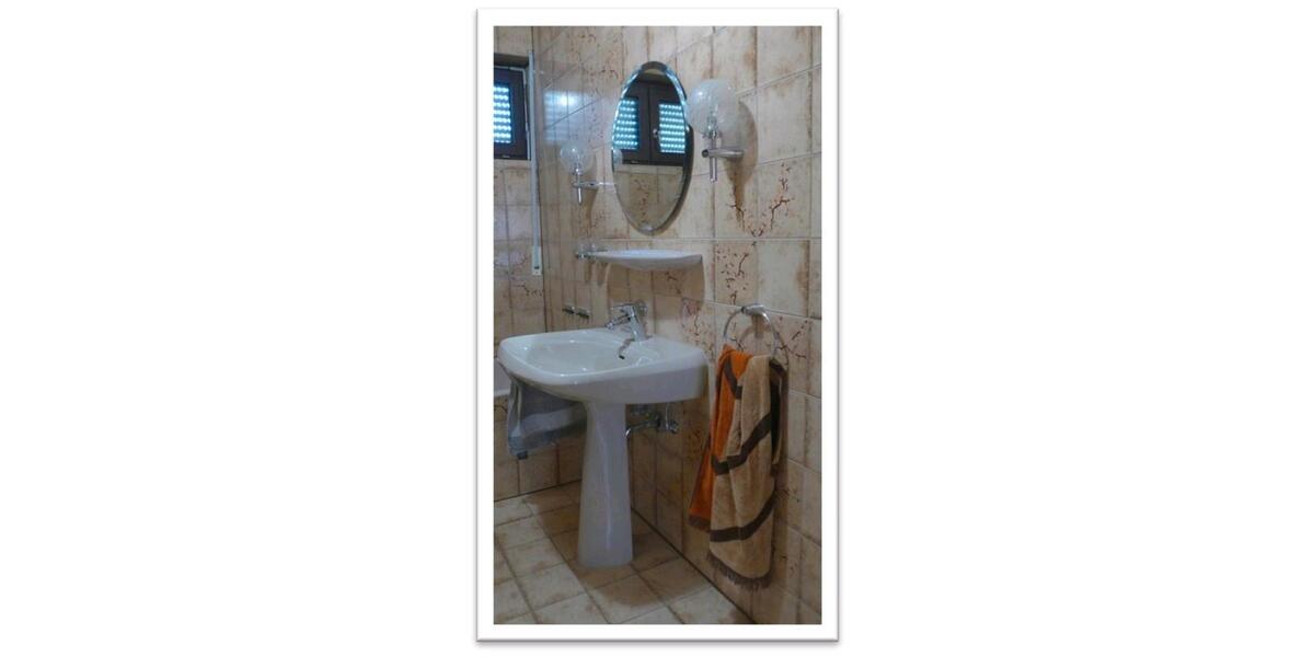Einfamilienhaus Würzburg Lengfeld - 3 Zimmer, 98 m&sup2;, 1.050&euro; | Angebot:26416436