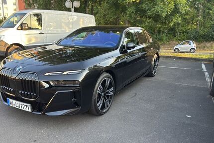 BMW 740