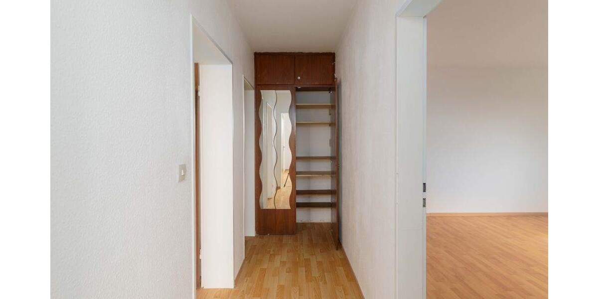 Etagenwohnung Gerbrunn - 3 Zimmer, 75 m&sup2;, 259.900&euro; | Angebot:25676306