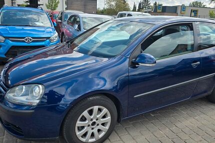 VW Golf 240.000 km 2.200 &euro; Randersacker 97236