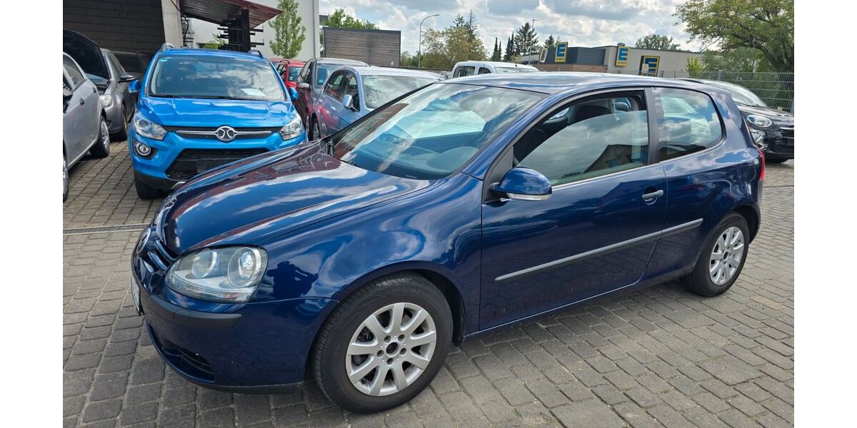 VW Golf 240.000 km 2.200 &euro; Randersacker 97236