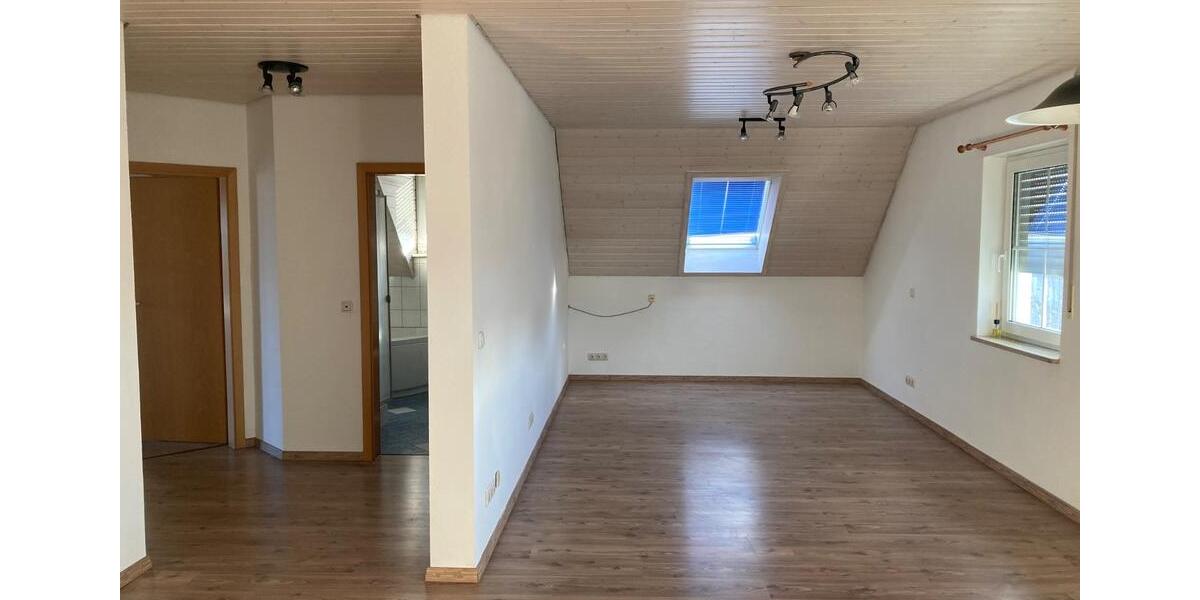 Einfamilienhaus Giebelstadt - 7 Zimmer, 248 m&sup2;, 840.000&euro; | Angebot:26833060