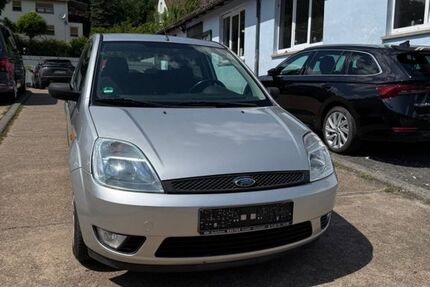 Ford Fiesta 227.000 km 1.100 € Wertheim 97877