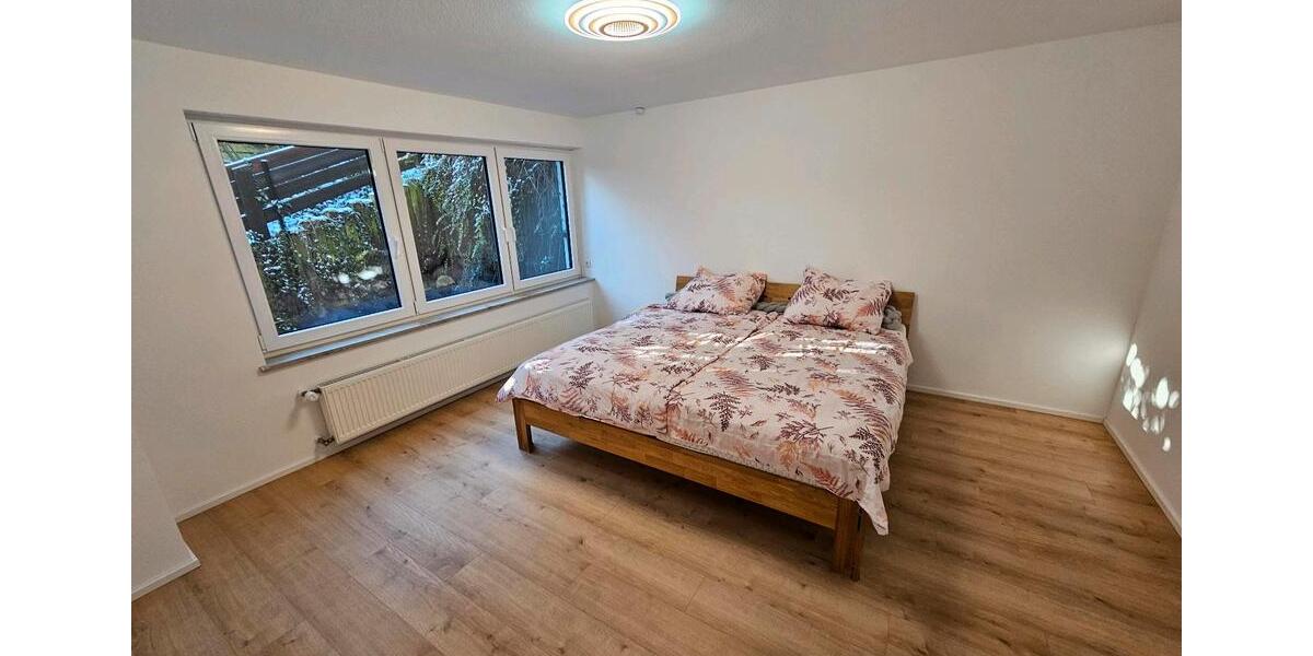 Einfamilienhaus Würzburg Heuchelhof - 7 Zimmer, 259 m&sup2;, 630.000&euro; | Angebot:25855005