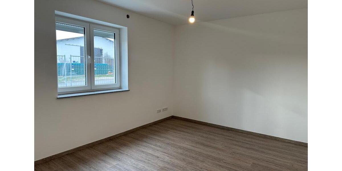 Erdgeschoßwohnung Volkach - 3 Zimmer, 100 m&sup2;, 1.150&euro; | Angebot:24626234