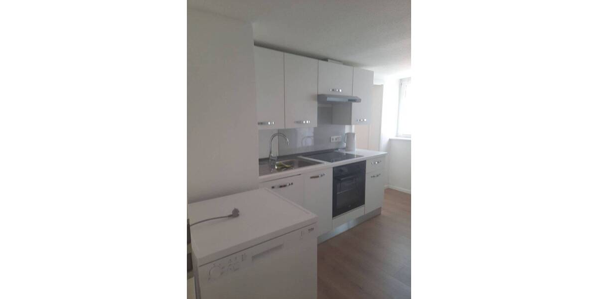 Mehrfamilienhaus, Wohnhaus Höchberg - 4 Zimmer, 90 m&sup2;, 895&euro; | Angebot:26766637