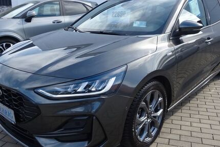 Ford Focus 17.452 km 22.990 &euro; Tauberbischofsheim 97941