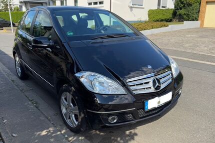 Mercedes-Benz A 150 122.000 km 4.000 € Igersheim 97999