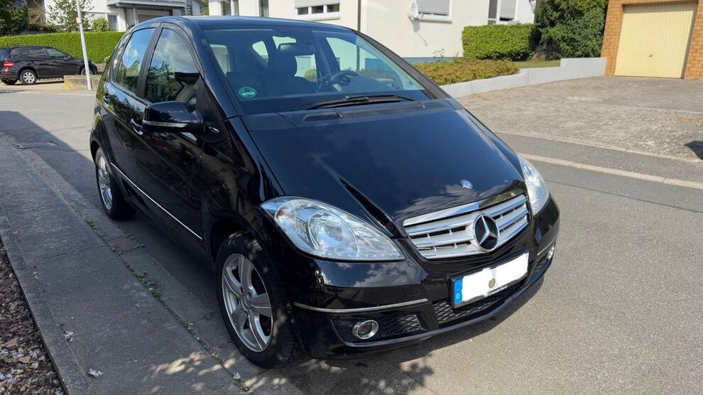 Mercedes-Benz A 150 122.000 km 4.000 € Igersheim 97999