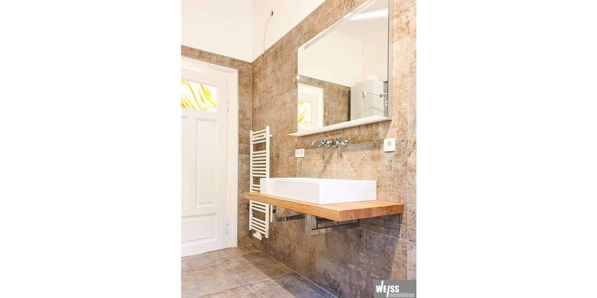 3 Zimmer Altstadt PREMIUM-Wohnung in historischen Räumen mit Nähe zum Ringpark 3 zimmer