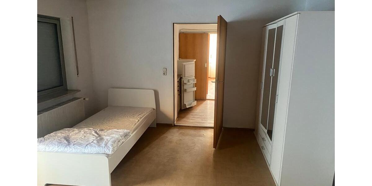 Etagenwohnung Zell am Main - 4 Zimmer, 75 m&sup2;, 1.350&euro; | Angebot:26112465