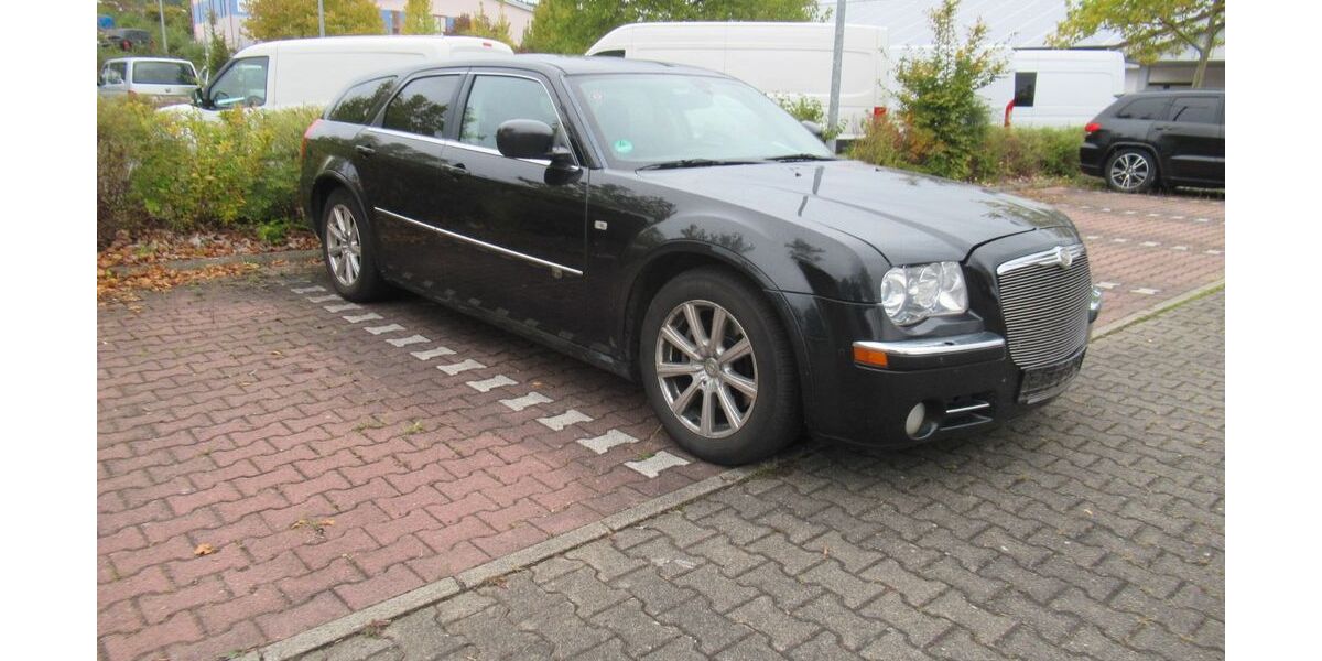 Chrysler 300C 441.000 km 3.300 € Tauberbischofsheim 97941