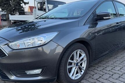 Ford Focus 163.000 km 3.990 &euro; Karlstadt 97753