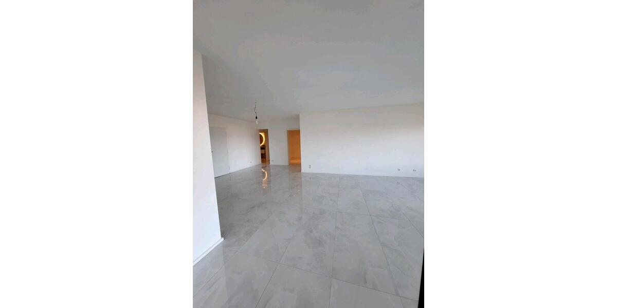 3 Zimmer Wohnung mit Garten zimmer