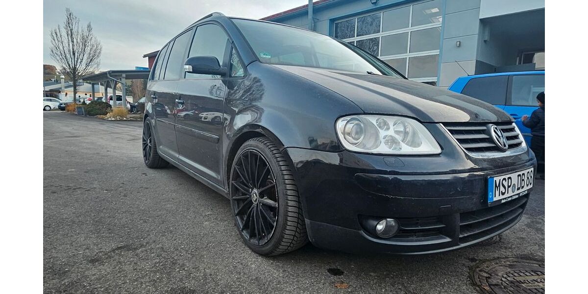 VW Touran 225.000 km 3.000 € Arnstein 97450