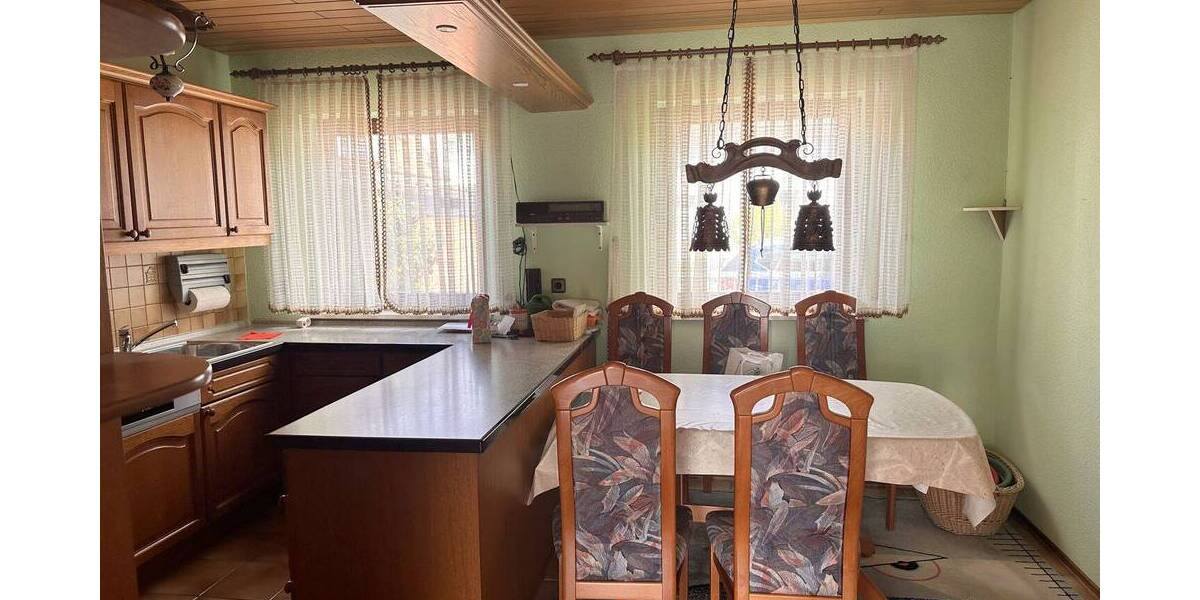 Einfamilienhaus Waldbüttelbrunn - 8 Zimmer, 189 m&sup2;, 509.000&euro; | Angebot:26824791
