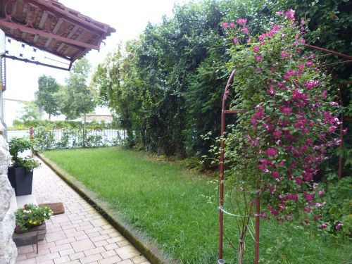 Schicke 2-Zimmer-Mietwohnung in Villengebäude in 97450 Arnstein (ID 1481) - Etagenwohnung Arnstein Arnstein , Unterfr | Angebot:27537067