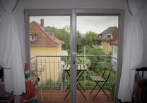 2-Zi.-DG-Whg. mit Balk. 690,-€ + StromGasIntern. Wü.Sanderau
