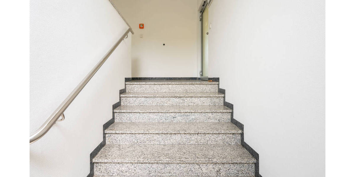 Gewerbeobjekt Würzburg Frauenland - 3 Zimmer, 266 m&sup2;, 1.995&euro; | Angebot:25771643