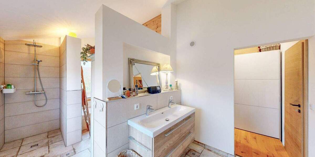 Einfamilienhaus Nordheim am Main - 5 Zimmer, 181 m&sup2;, 995.000&euro; | Angebot:24498669