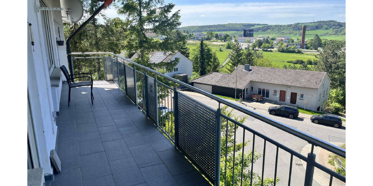 Etagenwohnung Tauberbischofsheim - 4 Zimmer, 136 m&sup2;, 340.000&euro; | Angebot:23982741