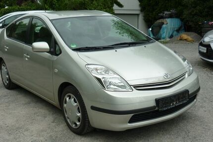 Toyota Prius 123.900 km 7.700 &euro; Estenfeld bei Würzburg 97230
